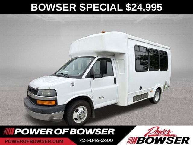 2014 Chevrolet Express 4500 Base Cutaway