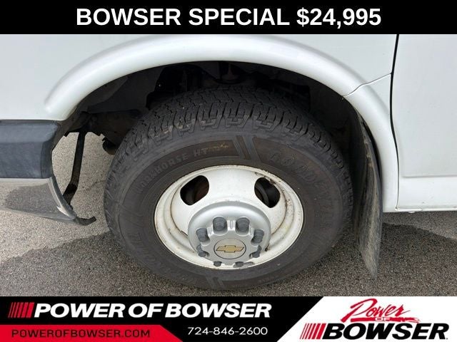 2014 Chevrolet Express 4500 Base Cutaway