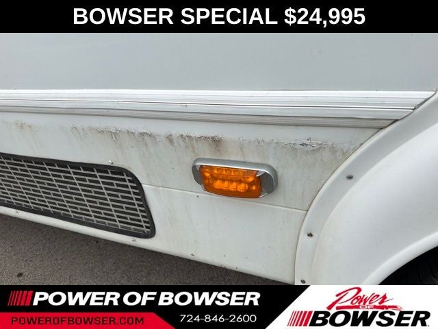 2014 Chevrolet Express 4500 Base Cutaway