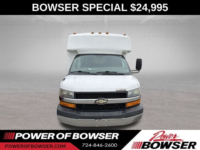2014 Chevrolet Express 4500 Base Cutaway