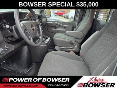2025 GMC Savana 2500 Work Van