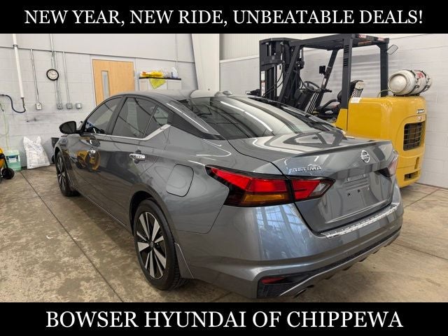 2021 Nissan Altima 2.5 SV