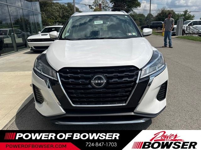 2022 Nissan Kicks SV