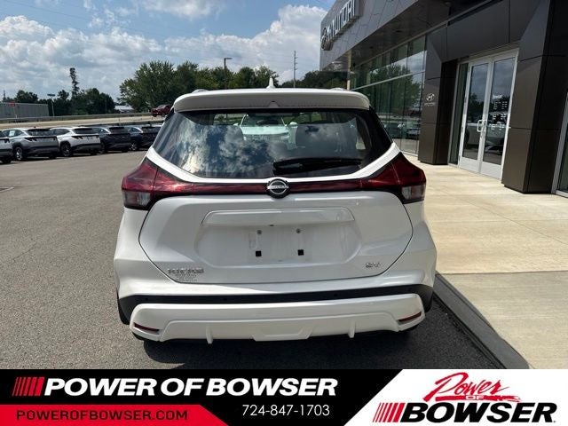 2022 Nissan Kicks SV