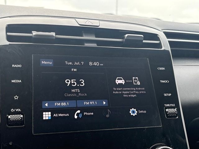 2023 Hyundai TUCSON SE