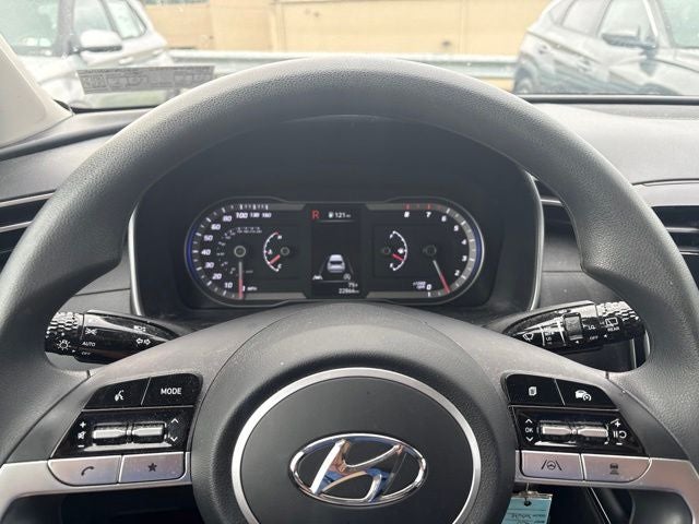 2023 Hyundai TUCSON SE