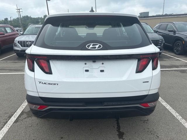 2023 Hyundai TUCSON SE