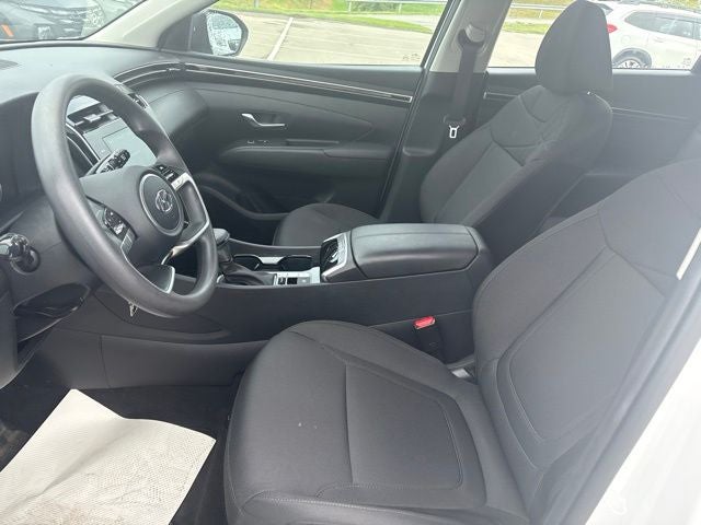 2023 Hyundai Tucson SE - Photo 9