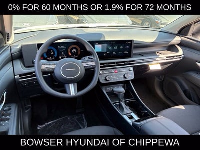 2026 Hyundai TUCSON SE