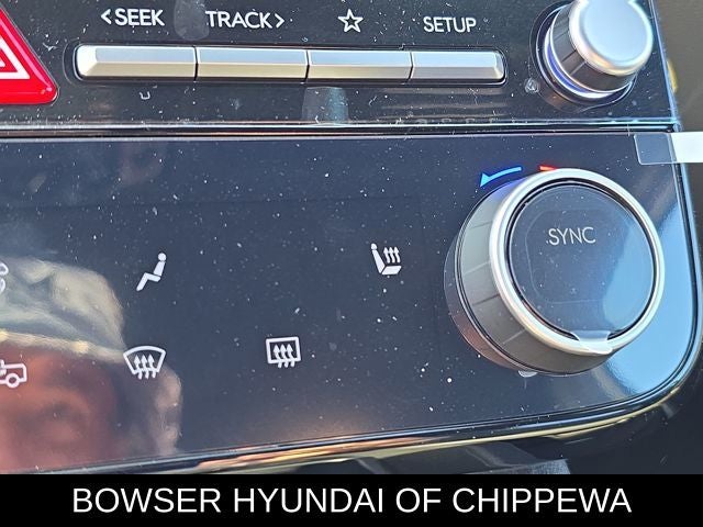 2026 Hyundai Santa Cruz SE