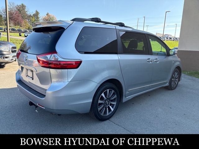 2020 Toyota Sienna LE 7 Passenger