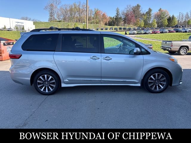 2020 Toyota Sienna LE 7 Passenger