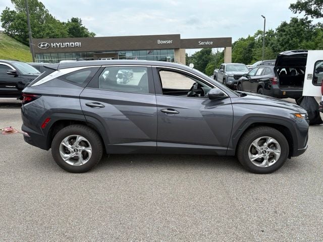 2022 Hyundai TUCSON SE