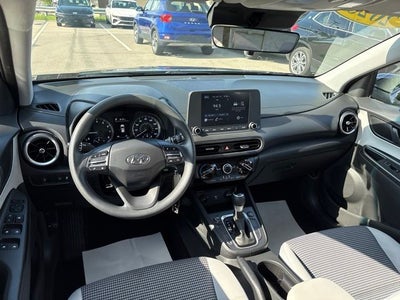 2023 Hyundai KONA SE