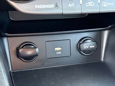 2023 Hyundai KONA SE