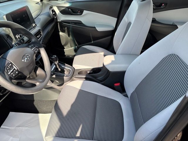 2023 Hyundai KONA SE