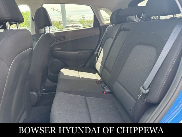 2022 Hyundai KONA SEL