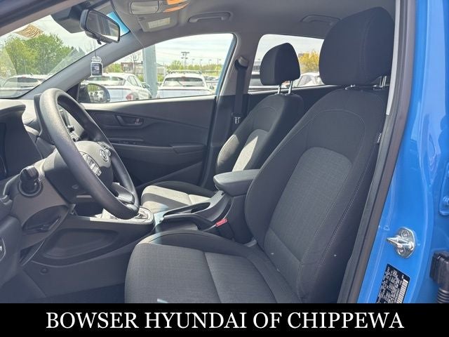 2022 Hyundai KONA SEL