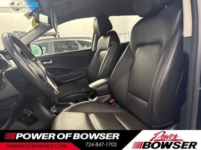 2017 Hyundai SANTA FE SE
