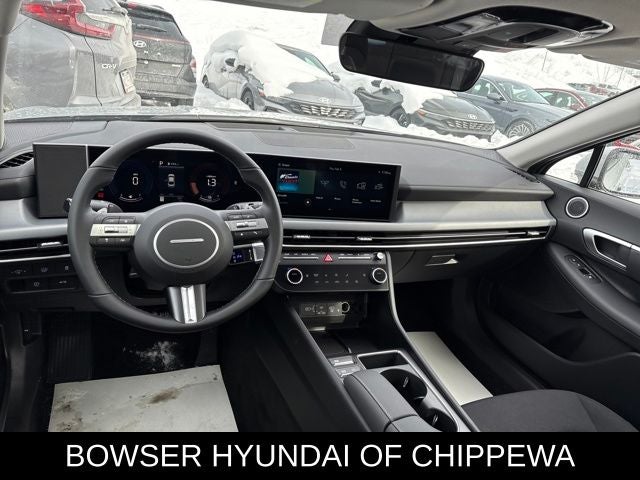 2026 Hyundai SONATA HYBRID SEL