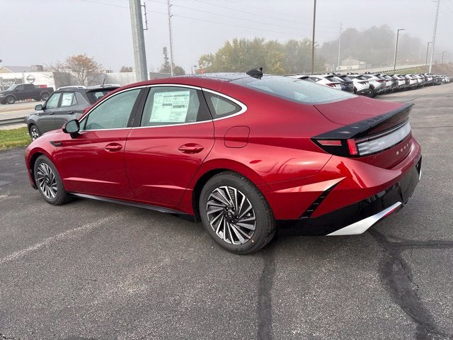 2027 Hyundai SONATA HYBRID SEL