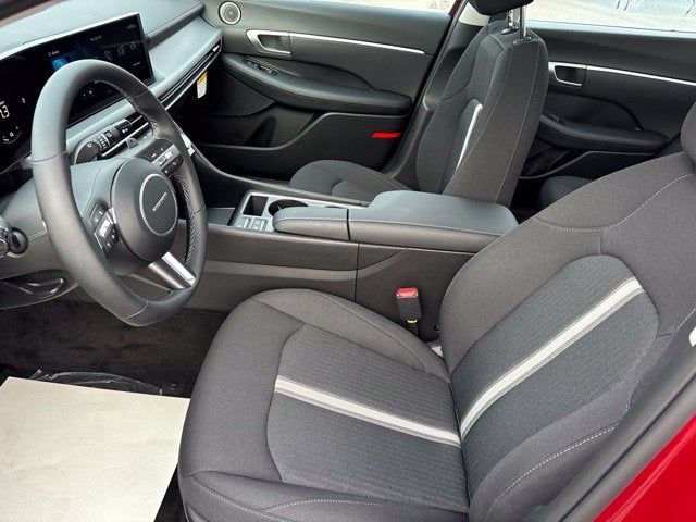 2027 Hyundai SONATA HYBRID SEL