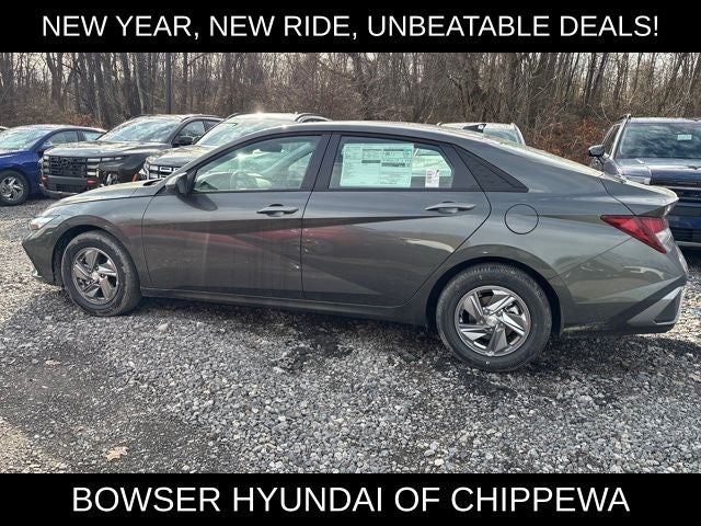 2026 Hyundai ELANTRA SE