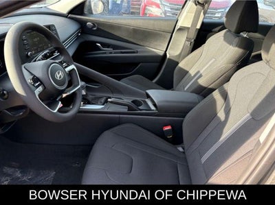 2026 Hyundai ELANTRA SE