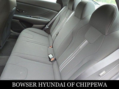 2025 Hyundai ELANTRA SEL Sport