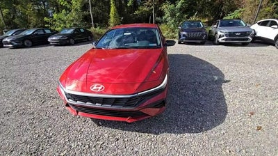 2025 Hyundai ELANTRA SEL Sport