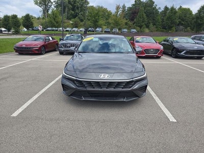 2024 Hyundai ELANTRA SEL