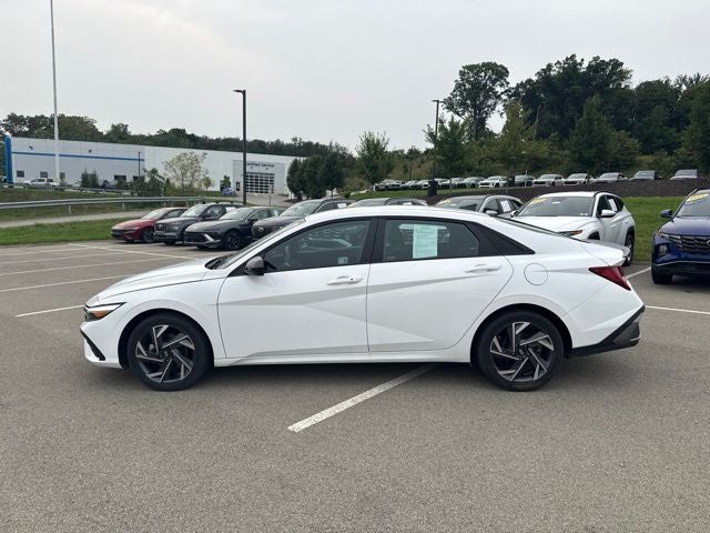 2025 Hyundai ELANTRA HYBRID SEL Sport