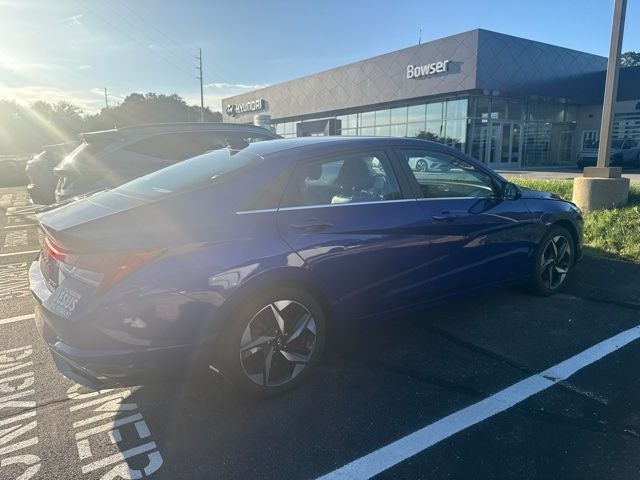 2023 Hyundai ELANTRA Limited