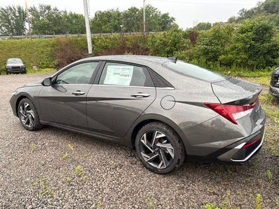 2026 Hyundai ELANTRA Limited