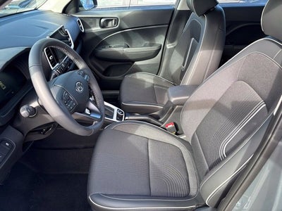 2026 Hyundai VENUE SEL W/Two-Tone Roof