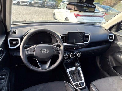 2026 Hyundai VENUE SEL W/Two-Tone Roof