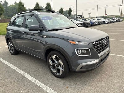 2025 Hyundai VENUE Limited