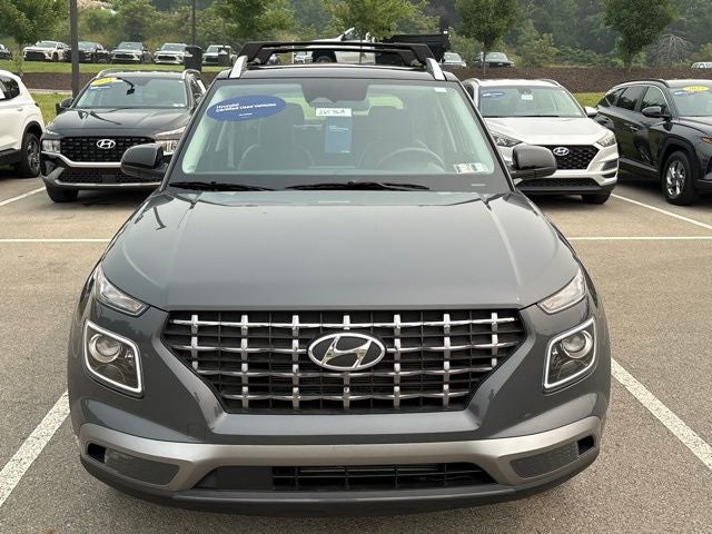 2025 Hyundai VENUE Limited