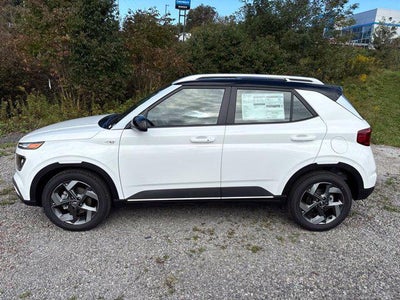 2026 Hyundai VENUE SEL W/Two-Tone Roof