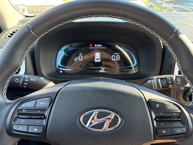 2025 Hyundai Venue Limited - Photo 21