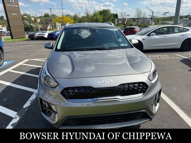 2022 Kia Niro LXS