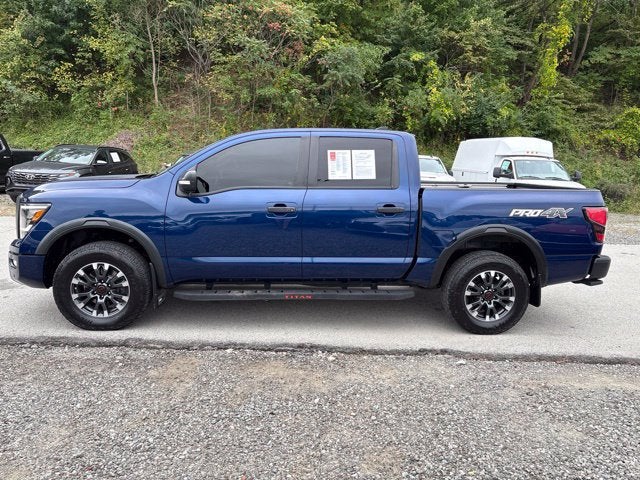2024 Nissan TITAN Crew Cab PRO-4X 4x4