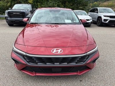 2025 Hyundai ELANTRA Limited