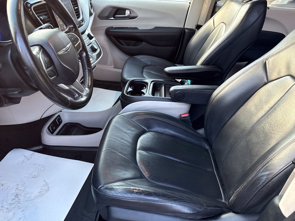 2020 Chrysler Pacifica Touring L